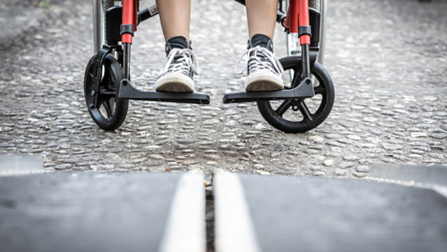 נכה תבעה על אי הנגשת אתר אינטרנט וספגה ביקורת מביהמ"ש