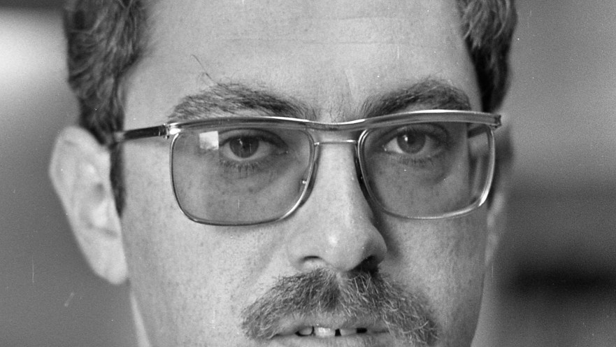 העיתונאי אלכס דורון