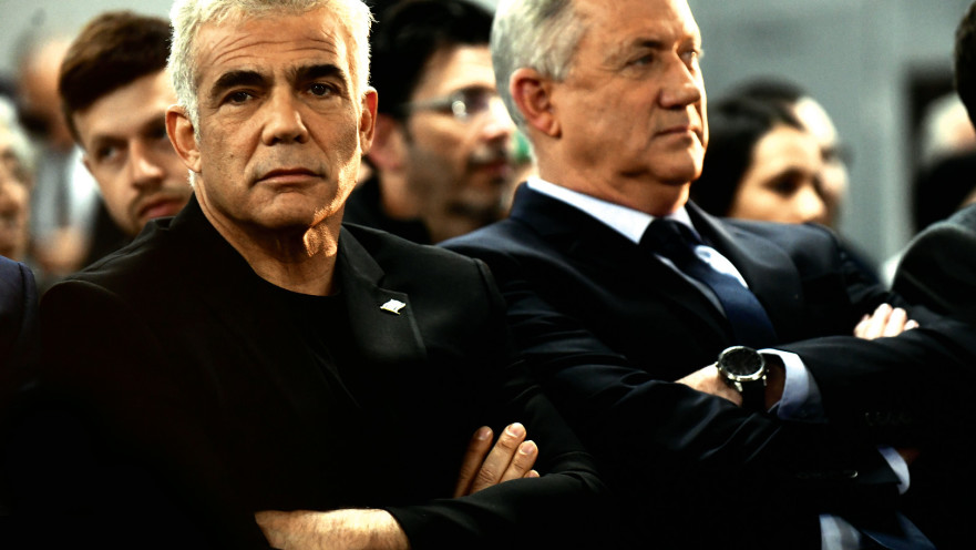 בני גנץ, יאיר לפיד