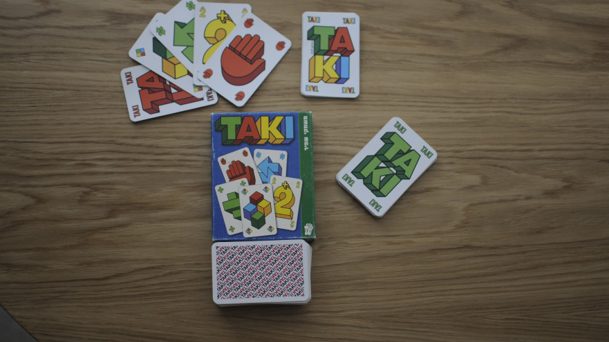 טאקי, משחק קלפים (