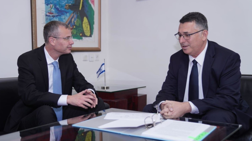 גדעון סער ויריב לוין, ינואר 2023