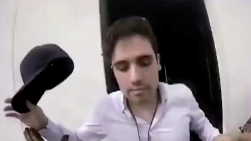 אובידיו גוזמן, בנו של אל-צ'אפו, בזמן מעצרו