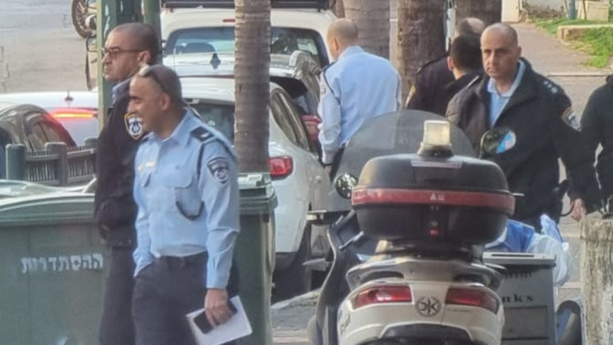 זירת הרצח ברחוב ההסתדרות. מונה קצין בודק לבחינת התנהלות המשטרה