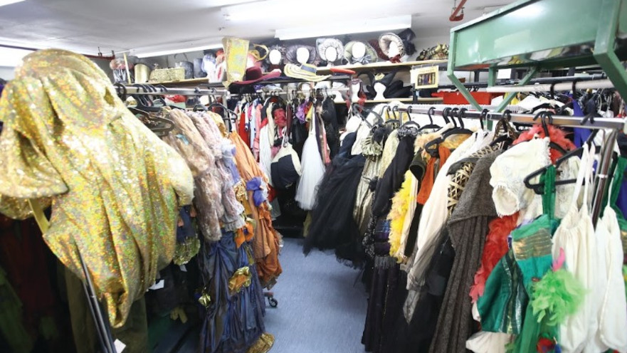 מחסן התלבושות באופרה 