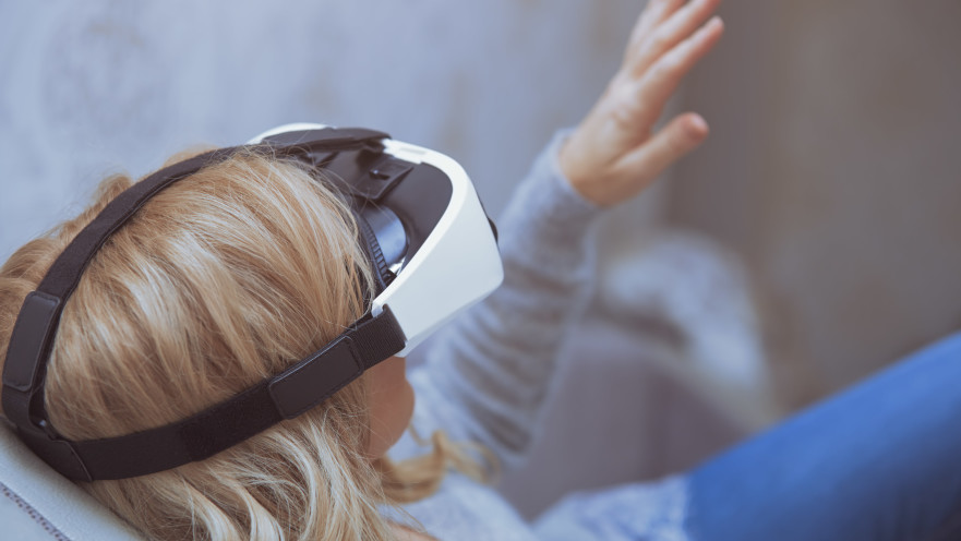 משקפי מציאות מדומה