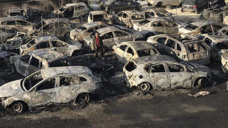 מכוניות שרופות בחווארה