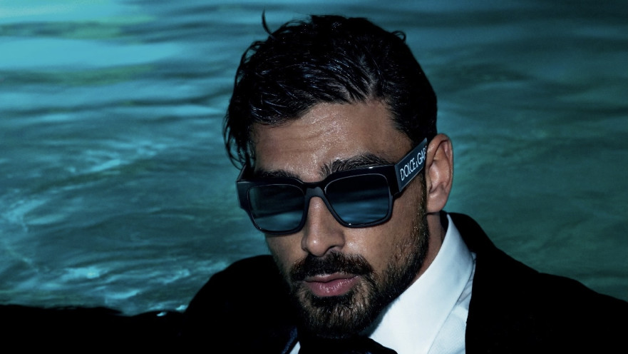 מיקאלה מורנה בקמפיין משקפי השמש של דולצ'ה וגבנה