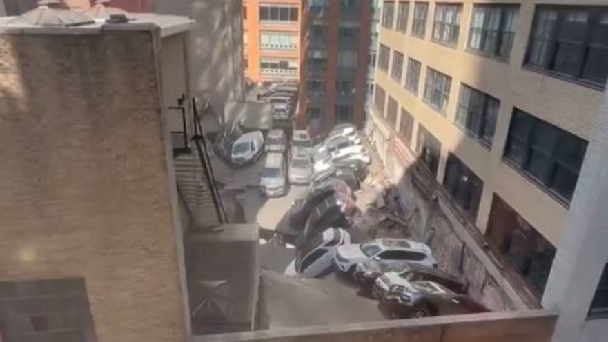 חניון הרכבים שקרס במנהטן