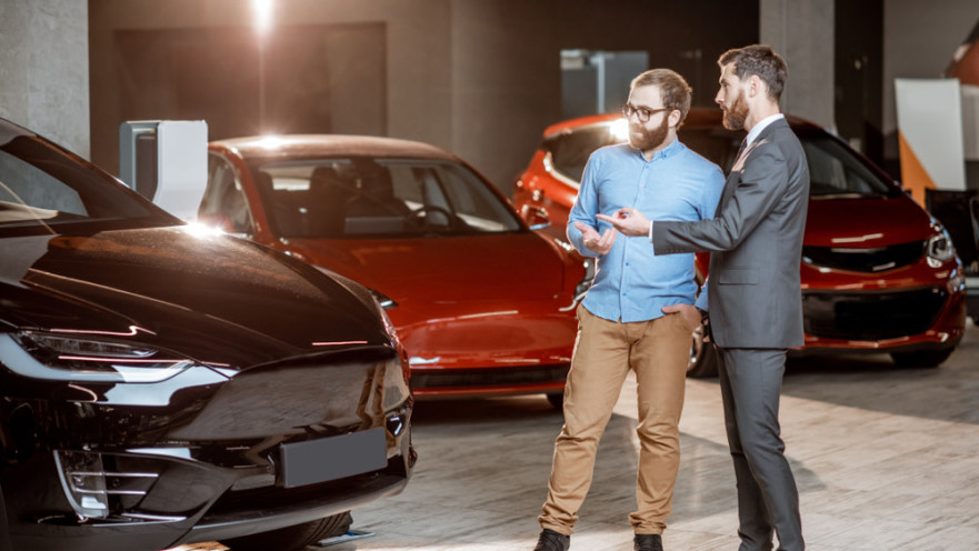 המדריך המלא: איך רוכשים רכב חשמלי?