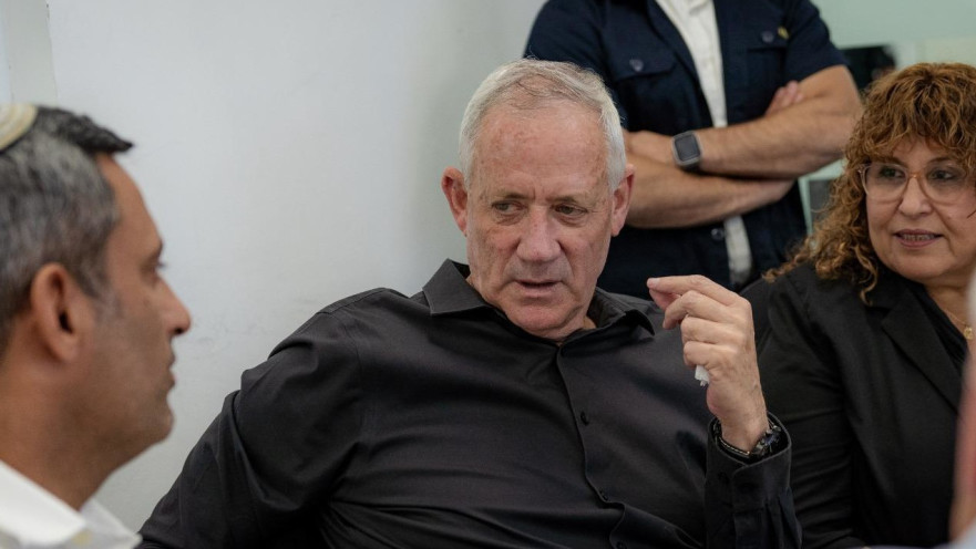 בני גנץ מבקר בשדרות