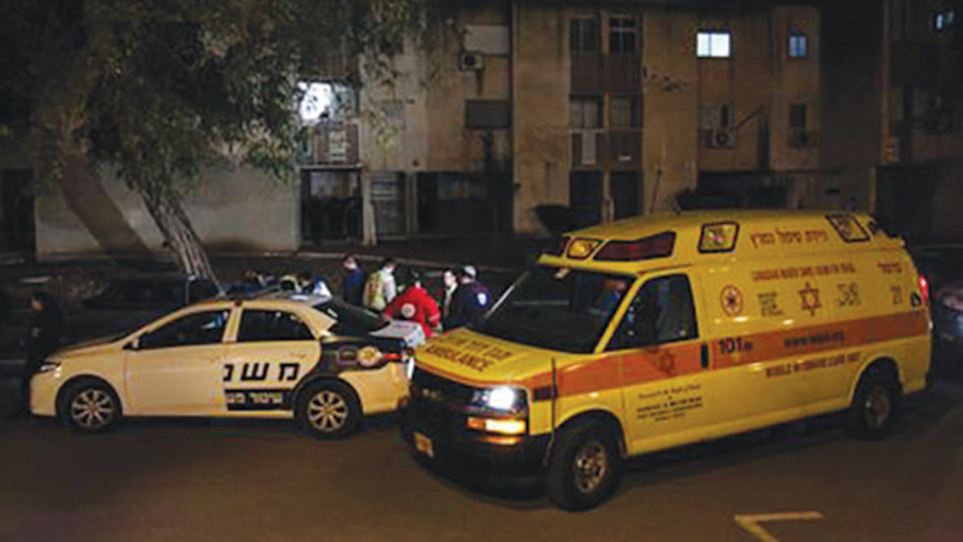 אמבולנס וניידת משטרה