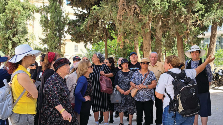 החניכים במסע