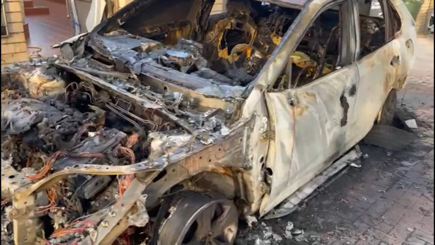 הרכב החרוך. "פתאום ברגע אחד העולם מתהפך, ואתה לא מבין מאיפה זה נוחת עליך"