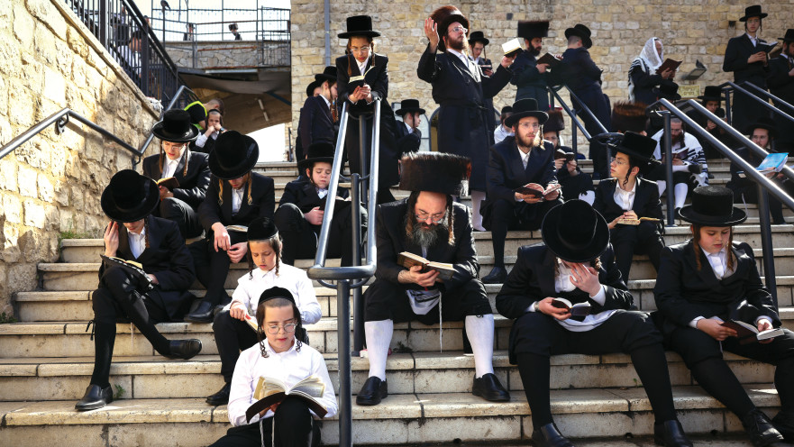 מתפללים בהר מירון