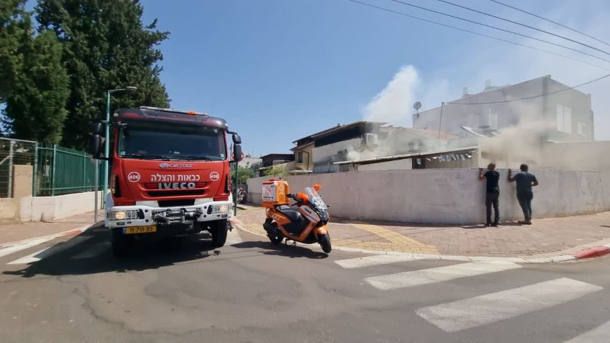 זירת השריפה ברחוב מלאכי. נסיבות האירוע נחקרות