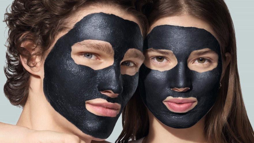 פחם פעיל בסדרת מוצרי הניקוי של גרניה