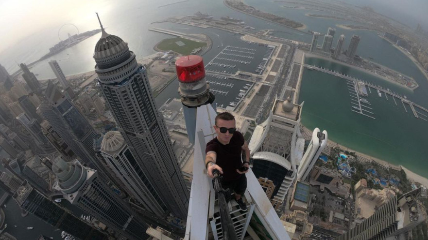 טיפס על גורדי שחקים עד שצנח אל מותו