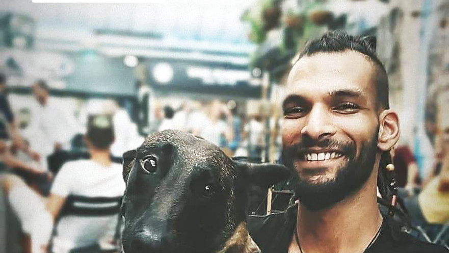 זוהר חיים וכלבו אס