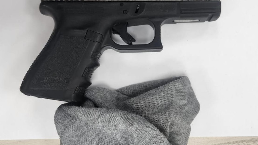 האקדח שנמצא במסיבת הרווקים