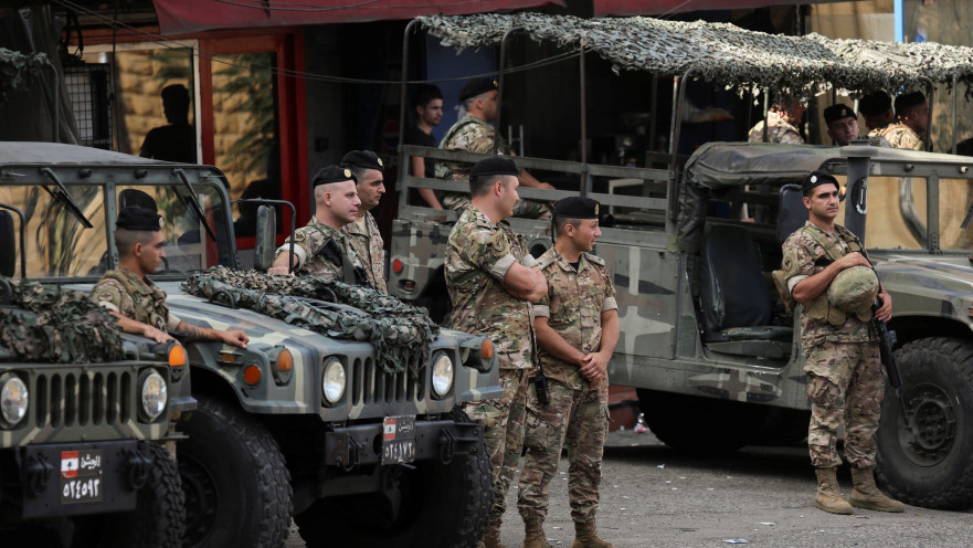 חיילי צבא לבנון בעיירה כחאלה