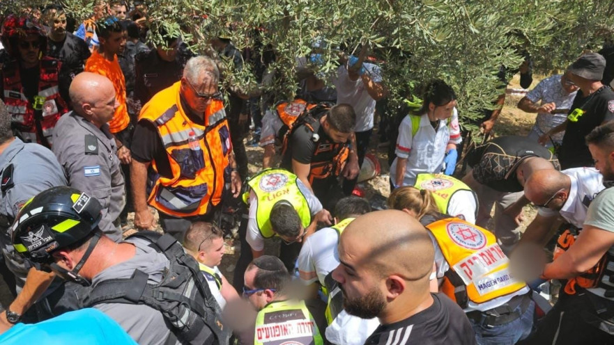 פעולות חילוץ בדיר אל אסד