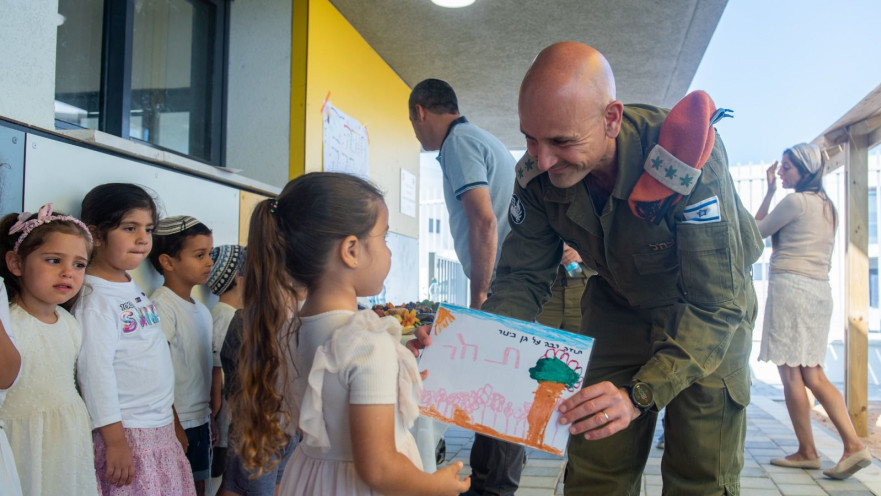 חנוכת גנים ממוגנים בעוטף עזה