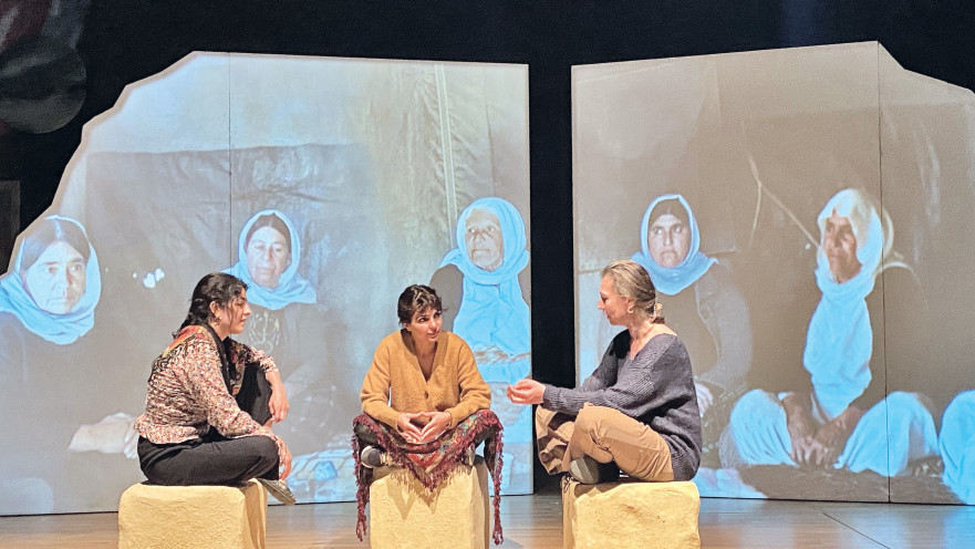 מתוך ההצגה שנגל 