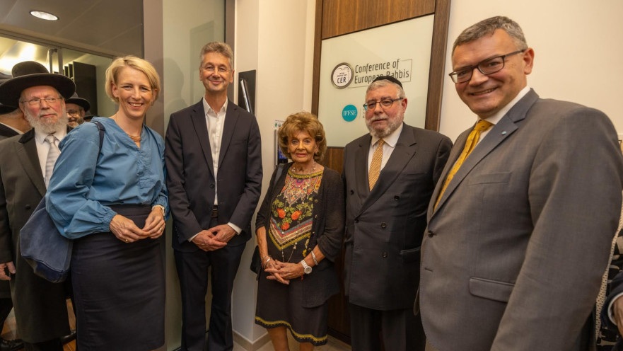 חניכת המשרדים החדשים במינכן