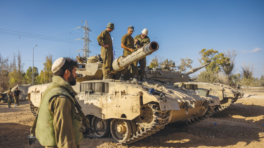 כוח שריון ישראלי ליד גבול עזה