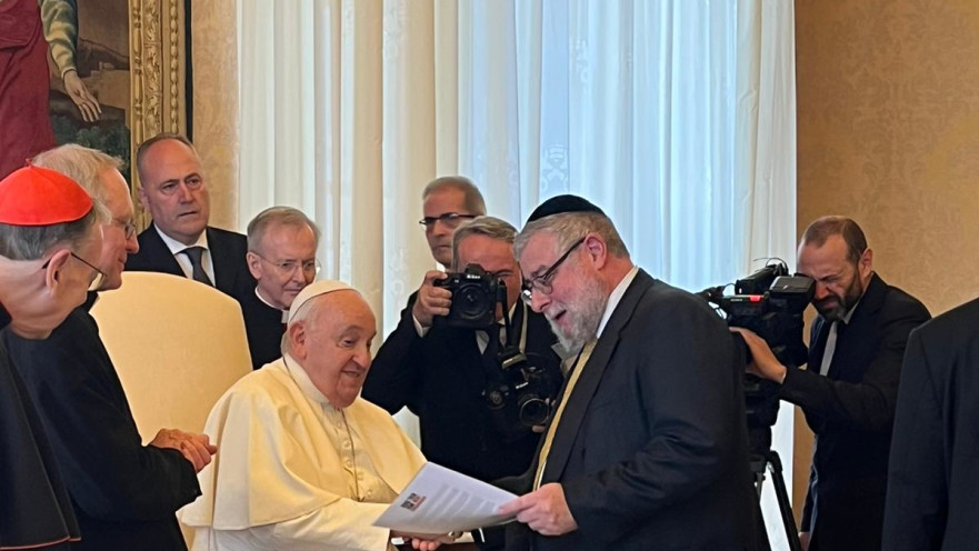פגישת האפיפיור והרב הראשי גולדשמידט