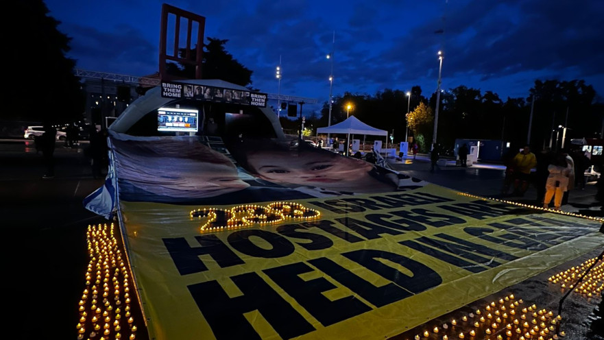 טקס להנצחת אירועי ה-7 באוקטובר מול מטה האו"ם בז'נבה