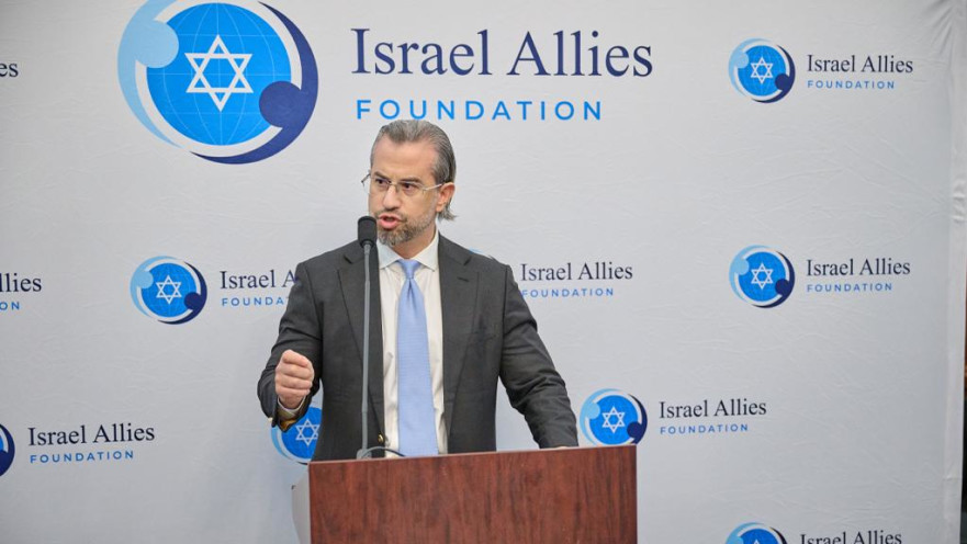 איתן ניישלוס