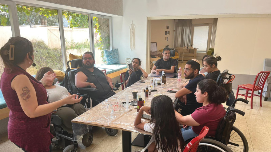 תוכנית אירוח עבור צעירים עם מוגבלויות שפונו מהדרום