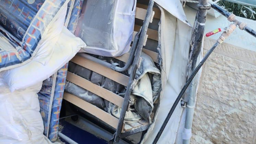 שריפה במאהל משפחות החטופים בירושלים