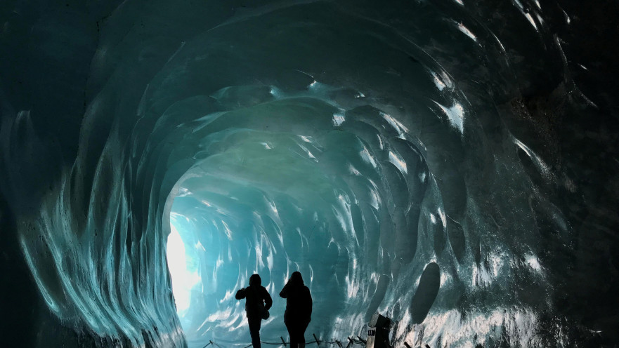מערת הקרח Mer De Glace