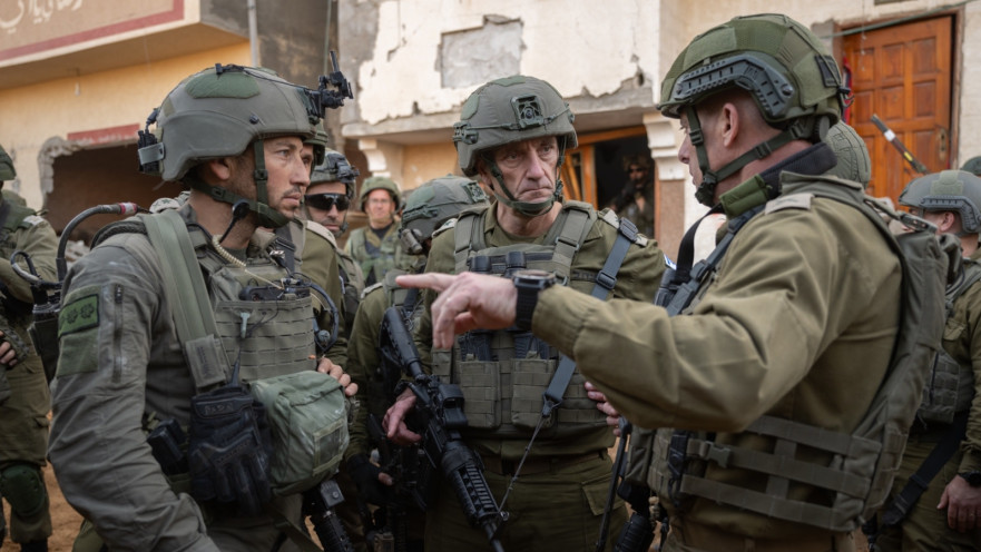 הרמטכ"ל עם הלוחמים בחרבת א'חזעה