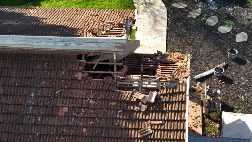 בית במטולה שנפגע מנ''ט 