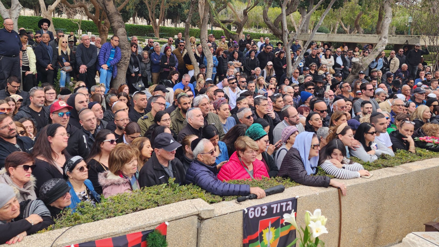 הלוויתו של נתנאל אלקובי