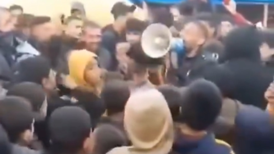 תושבים עזתים מפגינים נגד חמאס