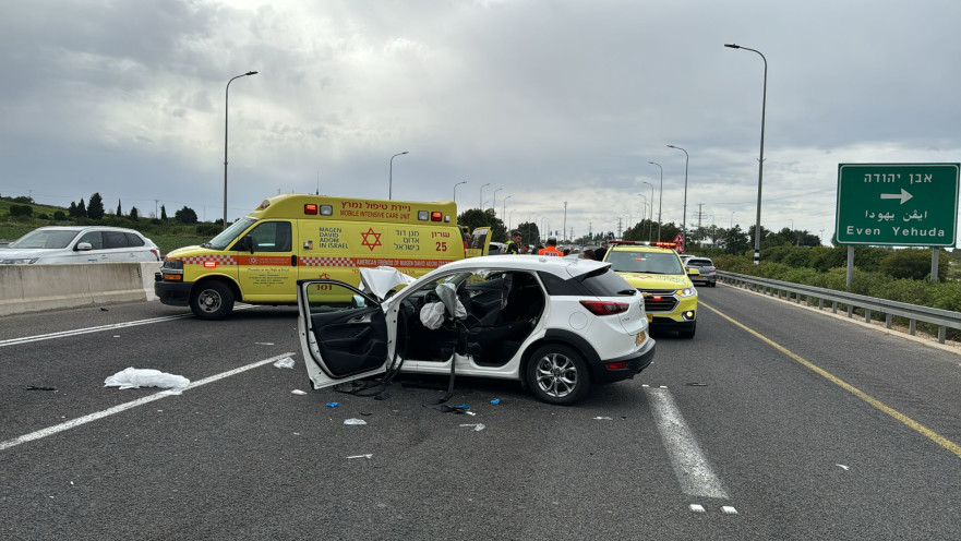 אונת דרכים בכביש 553 מערבית למחלף דרור