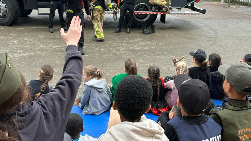 יום הכרה לכוחות הביטחון בבית ספר בחיפה