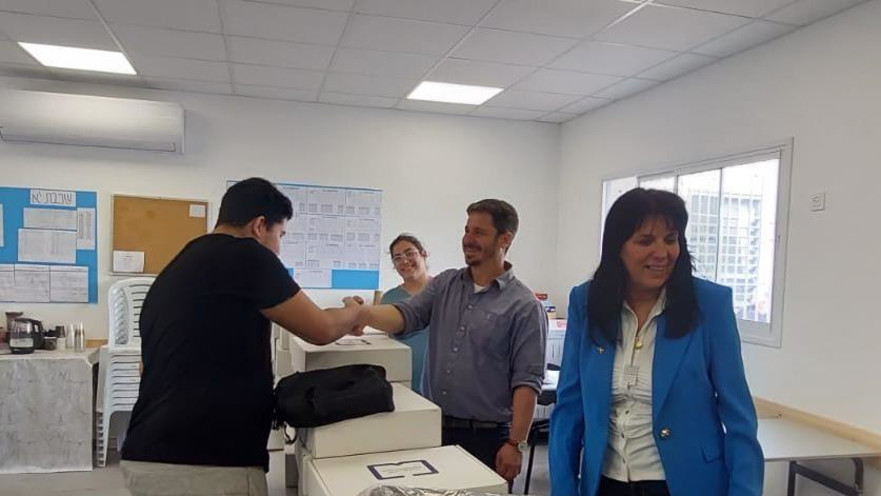 חלוקת המחשבים