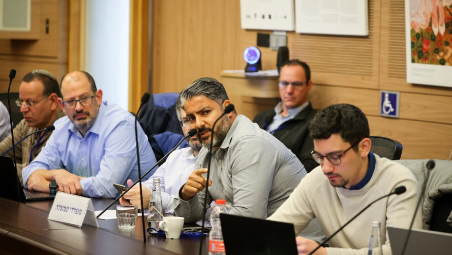 הדיון בוועדת הכנסת