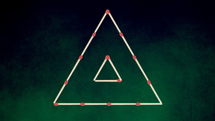 הזיזו שלושה גפרורים כדי ליצור ארבעה משולשים