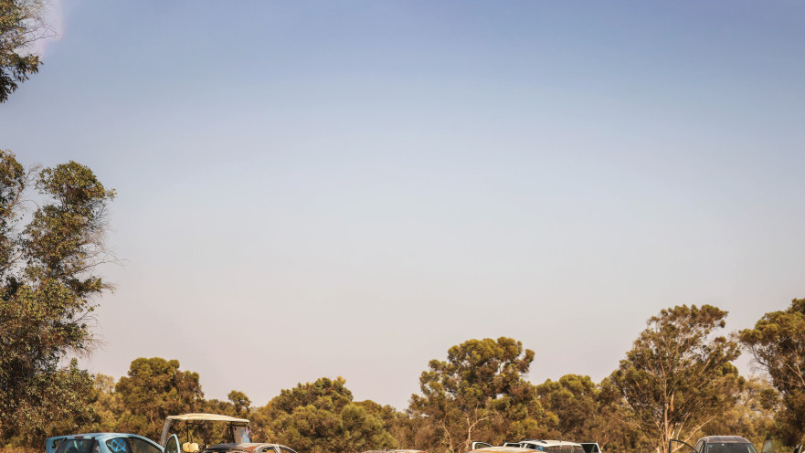 מכוניות שרופות במתחם הנובה ברעים 12 לאוקטובר