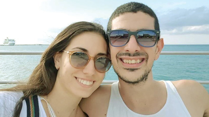 אור לוי ואשתו