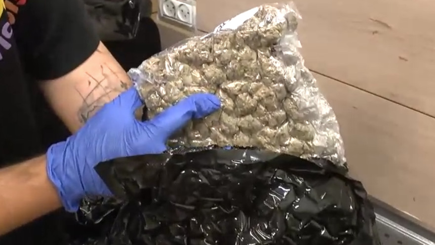 סמים שנמצאו אצל נוסע בנתב"ג