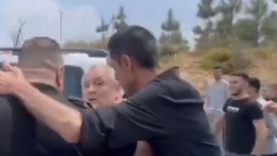 ניסיון לינץ' בשגריר גרמניה