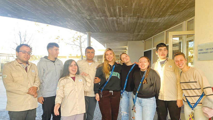 גדוד עמית' שמשלב בוגרים על הרצף האוטיסטי באלוט
