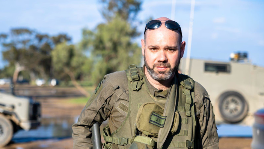 מושיקו מוסקוביץ משרת במיל׳, מנכ״ל ארגון נחמה והצלה